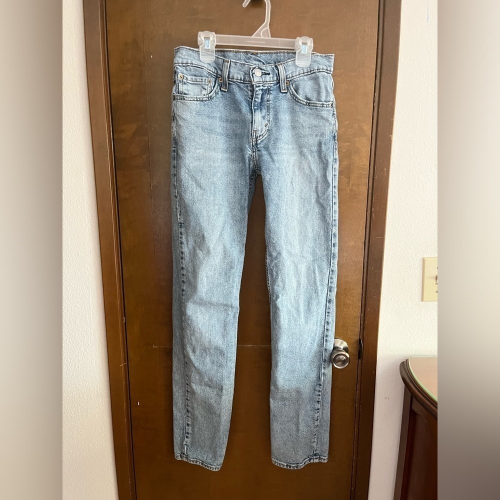 LEVI Jeans Light Wash Size 29x32
